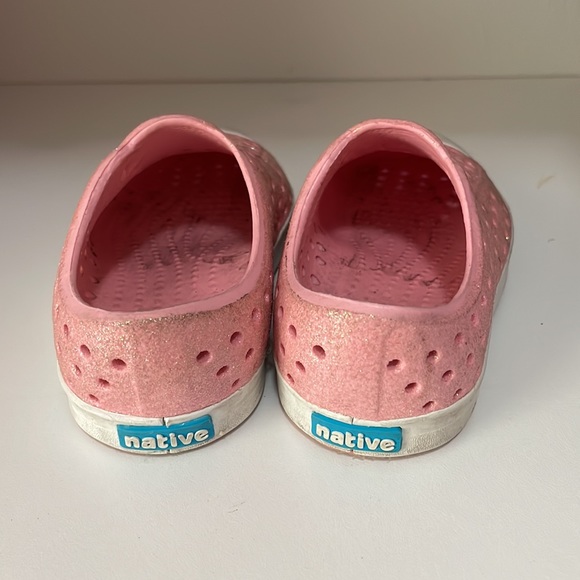 Pink native - Picture 3 of 4